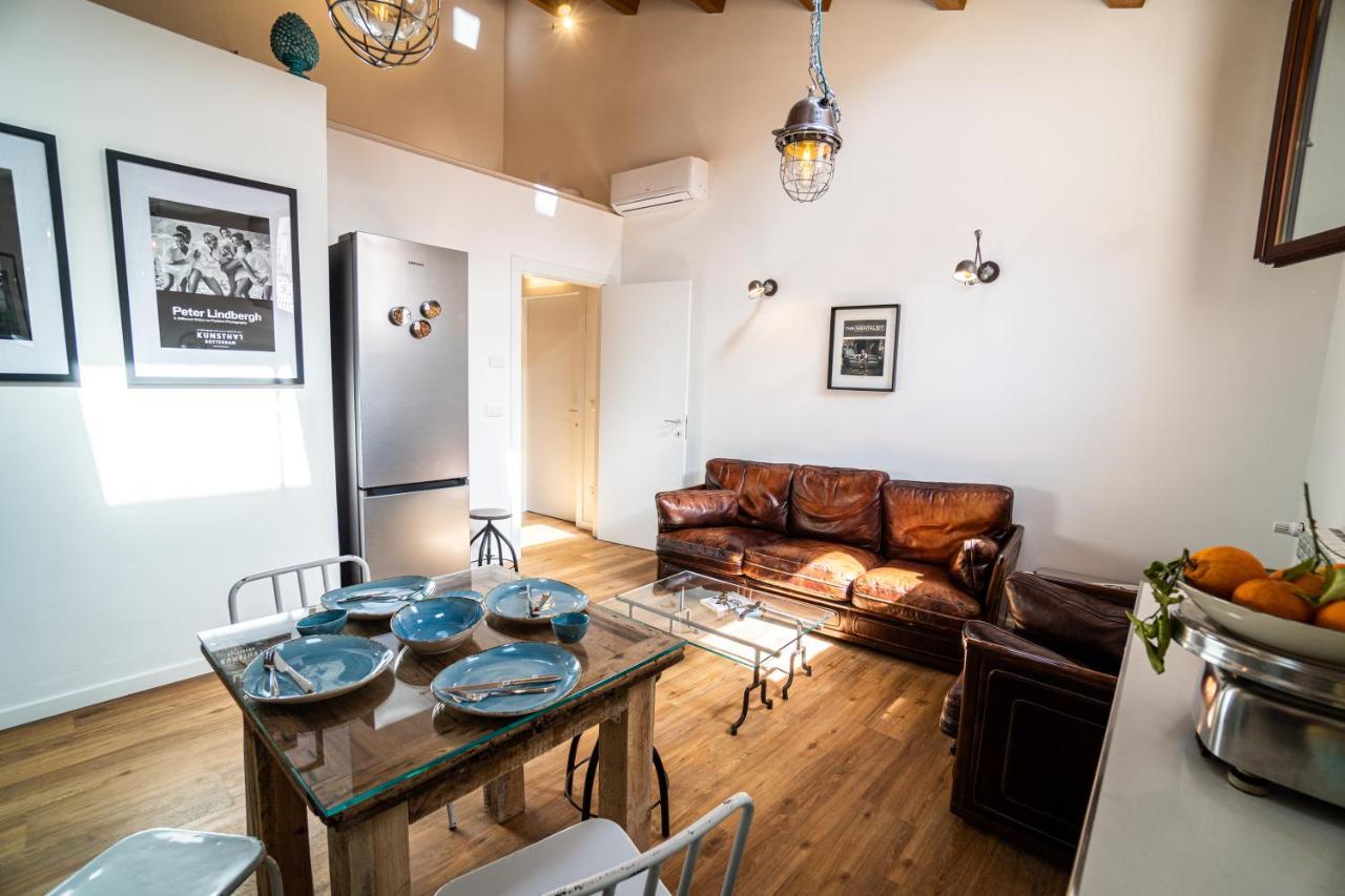Solemar Sicilia - Palazzo Vetrano Apartment Palermo Bagian luar foto
