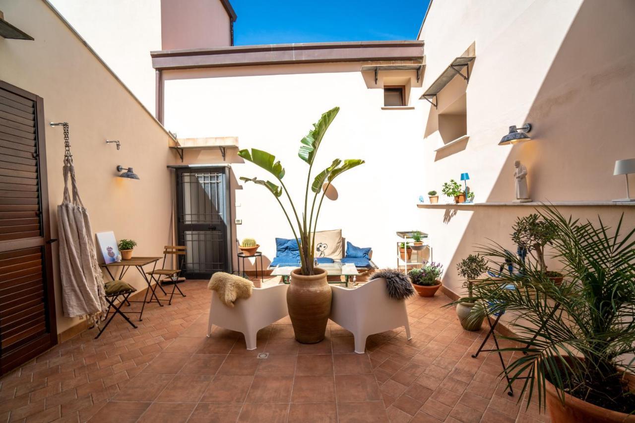 Solemar Sicilia - Palazzo Vetrano Apartment Palermo Bagian luar foto